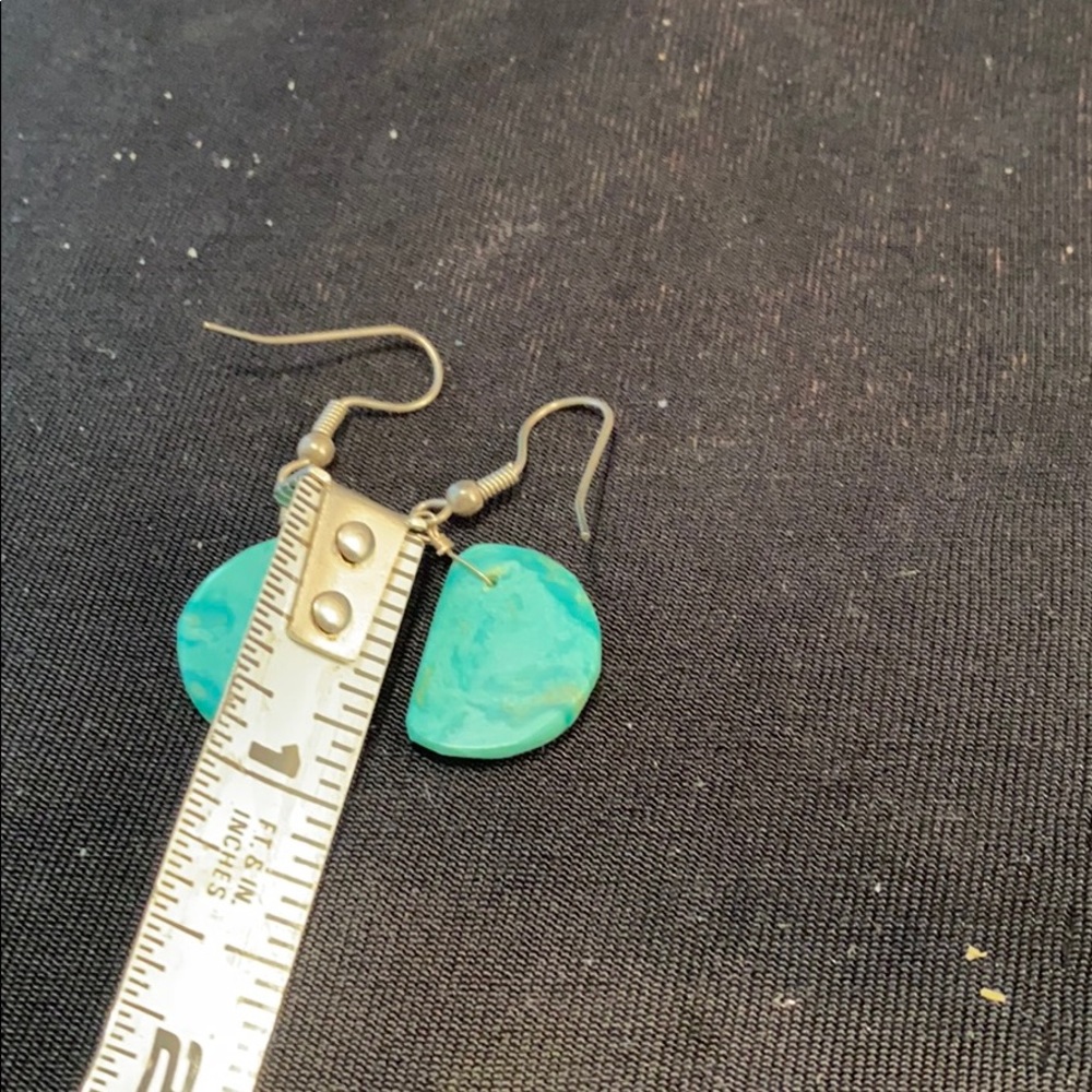 Turquoise hanging earrings - Picture 3 of 3